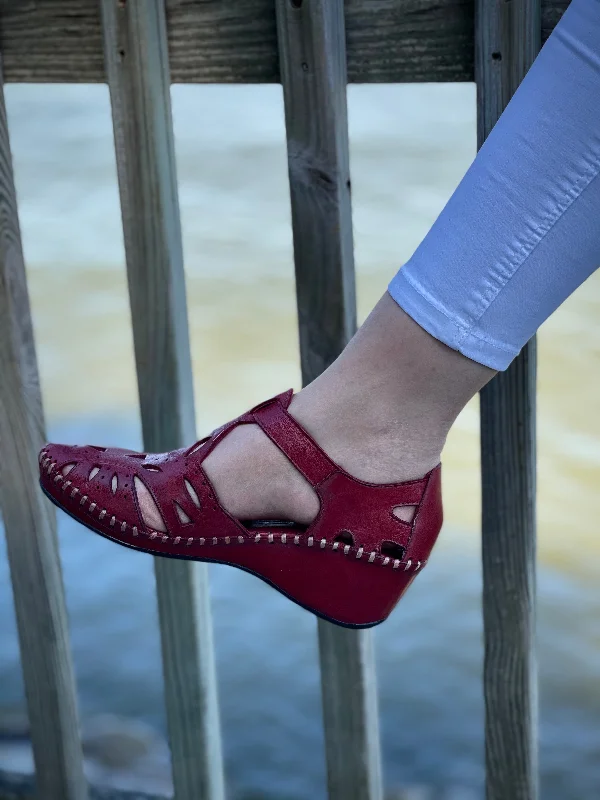 The Tonmawr Burgundy Leather Sandal Final Sale!